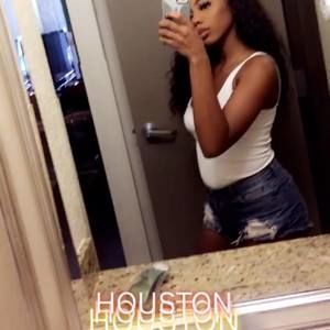 Meet your Posher, Chassidy